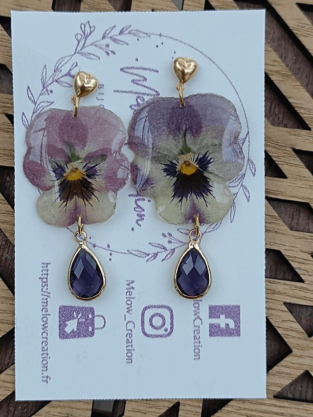 Commande personnalisée - Pensées et strass