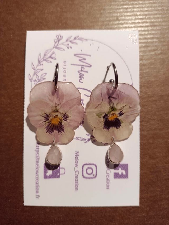 Boucles Pensées Crème & Strass