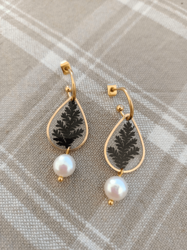 Modèle unique - Feuilles noires & perles