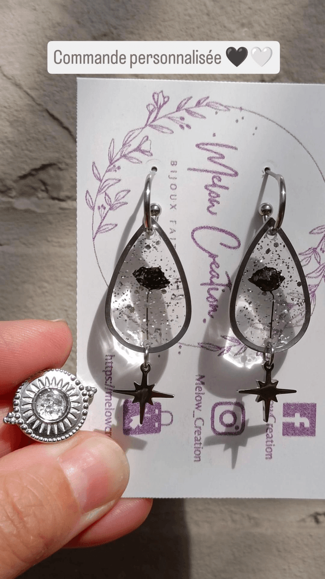 Boucles fleurs séchées noires & paillettes 