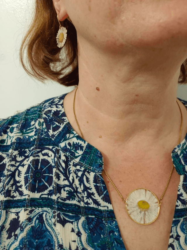 Modèle unique - Collier Fleur séchée - Pâquerette