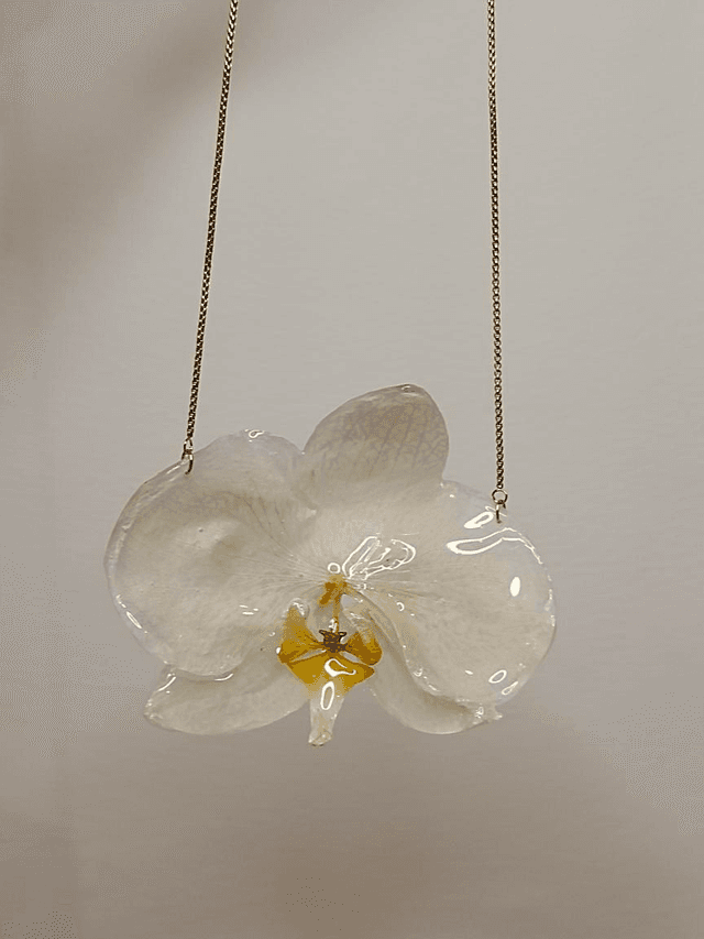 Collier Orchidée Blanche
